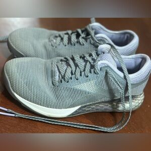 Women Reebok nano 9 size 7